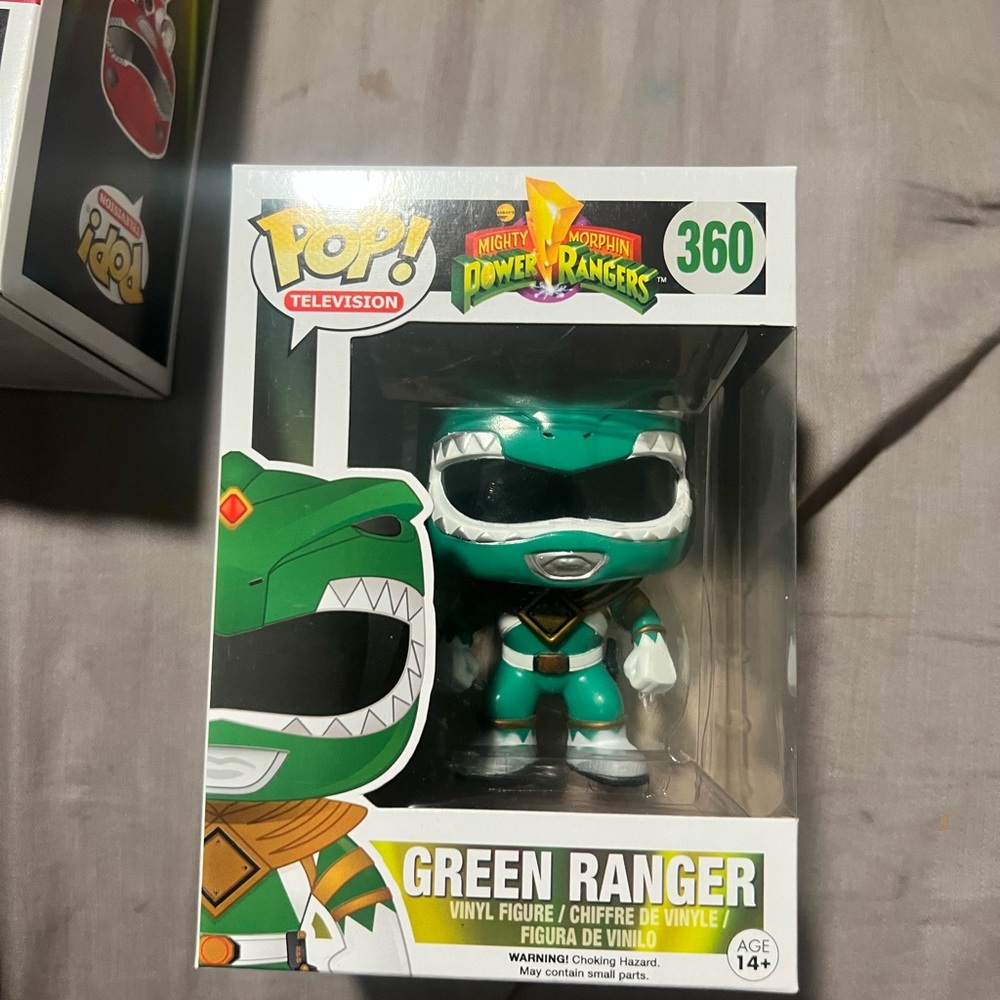 Never opened 360 mighty morphin power rangers POP GREEN RANGER